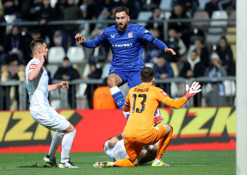 Bivši igrač Rijeke i Dinama razočaran napustio derbi prije kraja