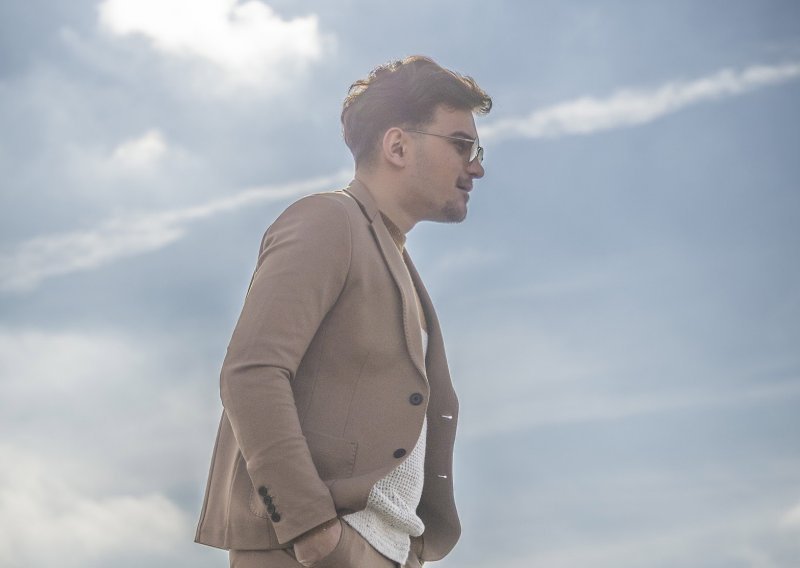 Zvuči kao stari klasik, a zapravo je potpuno nova stvar: Martin Kosovec opet oduševljava