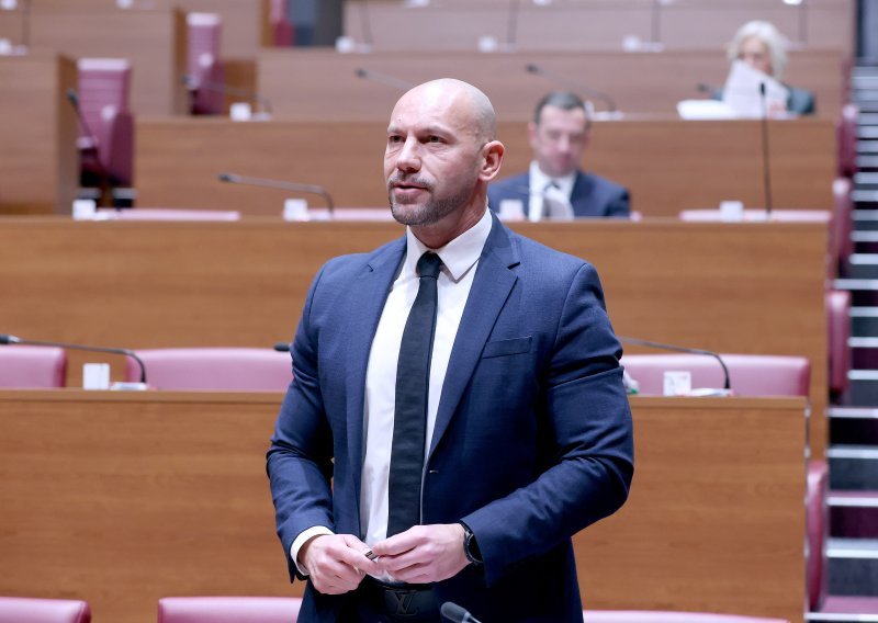 Više od 60 posto katastarskih čestica sada je u Bazi zemljišnih podataka