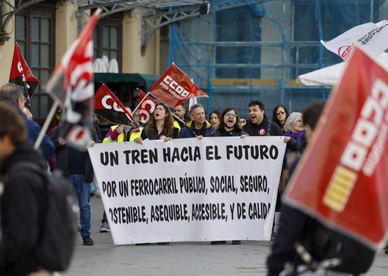 Španjolski željezničari u štrajku: 'Nedavne nesreće nisu izolirani incidenti'