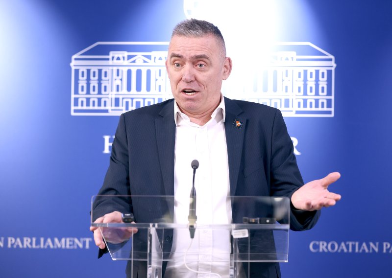 Mlinarić pohvalio Piletića i otkrio što očekuje od novog ministra