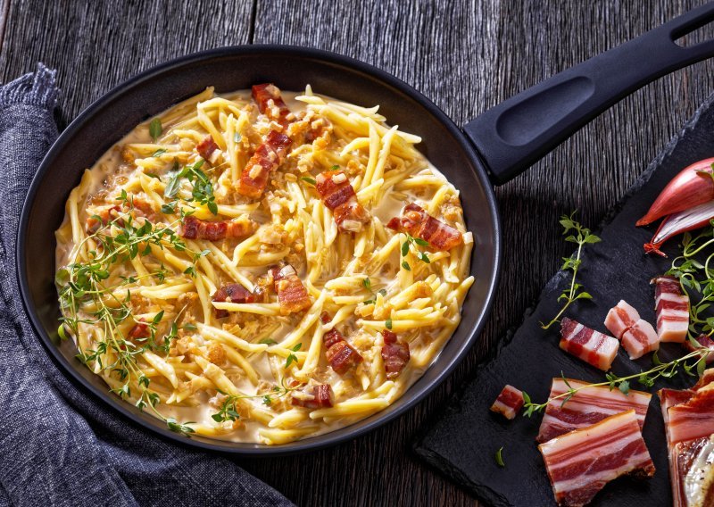 Ova tjestenina sa špekom je poput 'zagrljaja u tanjuru': Brz obrok koji pruža utjehu