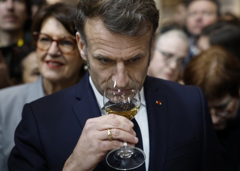 Macron u utrci s vremenom: Na kocki je cijela njegova politička ostavština