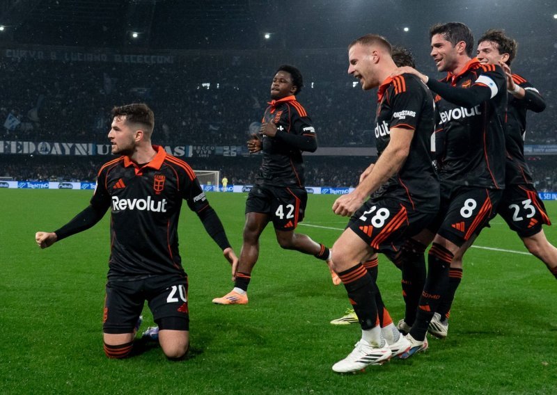 Sjajni Bautrina i Smolčić srušili Napoli i odveli Como u polufinale kupa. Baturina zabio dva penala, Smolčić jedan