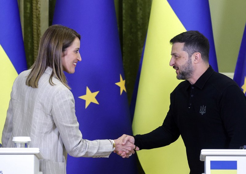 Europski parlament odobrio paket zajma za Ukrajinu težak 90 milijardi eura