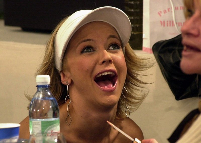 Sjećate li se Maje Šuput s početka karijere? Na Dori je bila čak šest puta, a jedan nastup je ušao u legendu