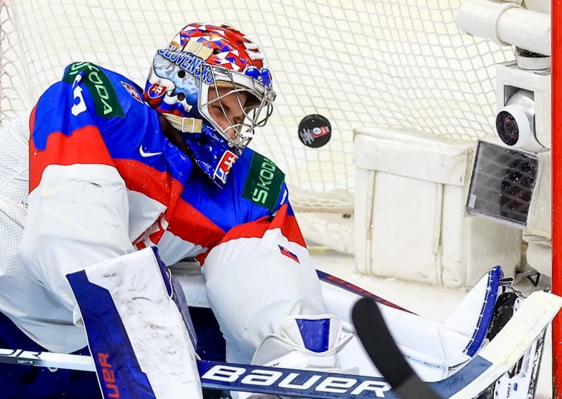 Senzacionalan debakl olimpijskog prvaka u hokeju: Nestvarna utakmica slovačkog golmana