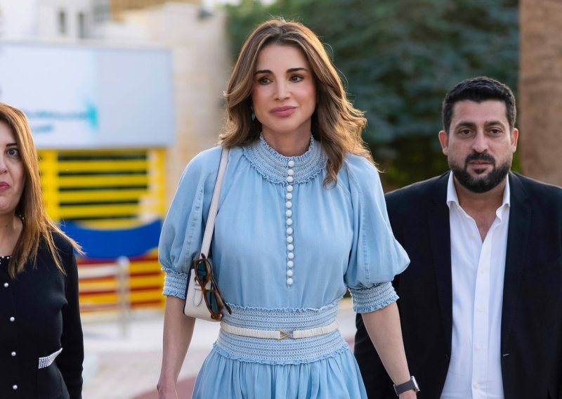 Nitko nije očekivao ovu kombinaciju: Kraljica Rania pojavila se u suknji o kojoj svi pričaju