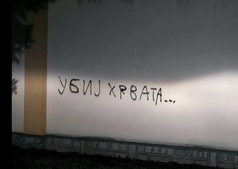 FOTO Na crkvi u BiH osvanuo grafit s prijetnjom Hrvatima