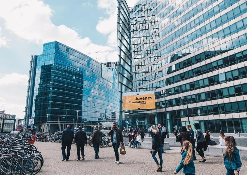 EK objavio pobjednike natjecanja u prevođenju, iz Hrvatske slavila učenica Anja Filko