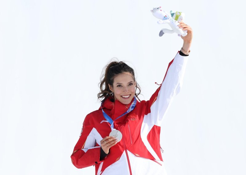 S 22 godine dvostruka je olimpijska pobjednica i najbogatija na Igrama – ali ne od skijanja