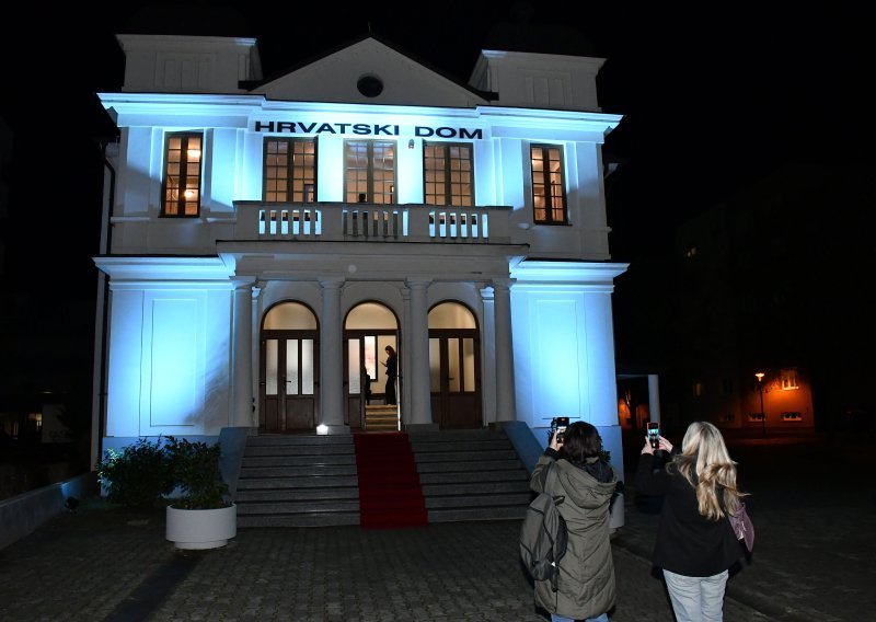 Nakon 15 godina otvoren Hrvatski dom: Obnova je trajala duže nego gradnja prije sto godina