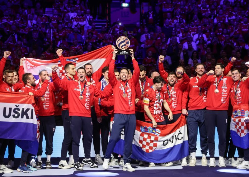 Rukometaši dijele fotografiju o kojoj će se pričati. A sve nas podsjeća na...