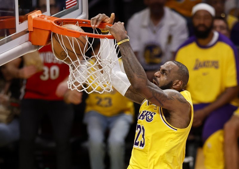 Nevjerojatni LeBron James s 41 godinom srušio još jedan rekord