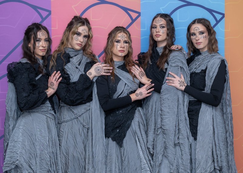 Inspiracija u Hrvaticama katolkinjama s prostora BiH: Evo o čemu govori pjesma grupe Lelek