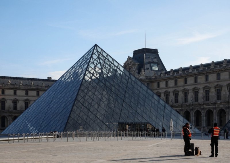 Čak 10 prevaranata prodavalo lažne ulaznice za Louvre: Sudjelovali i djelatnici muzeja