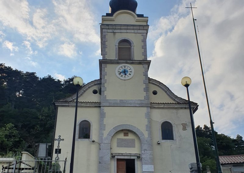 Župnik otkazao ovogodišnju krizmu: 'Djeca su neozbiljna!'