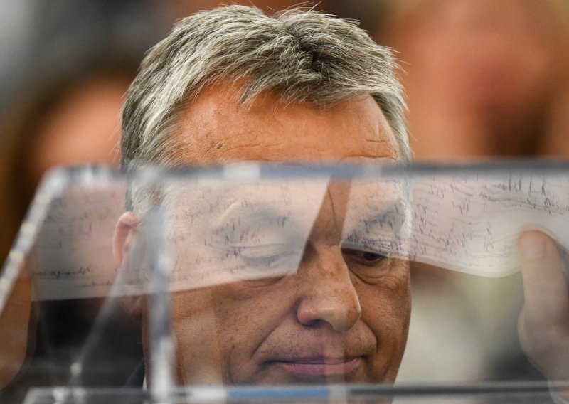 Mađarska otpušta 250 tisuća tona nafte iz strateških rezervi