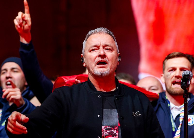 Imali su razloga za slavlje: Thompsona s obitelji kamere 'ulovile' u posebno emotivnom trenutku