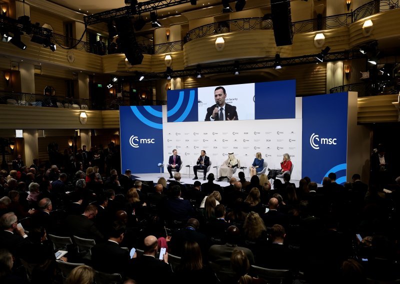 Počeli pregovori o Ukrajini u 'berlinskom formatu'. Newsom: 'Trump je najrazorniji predsjednik SAD-a'