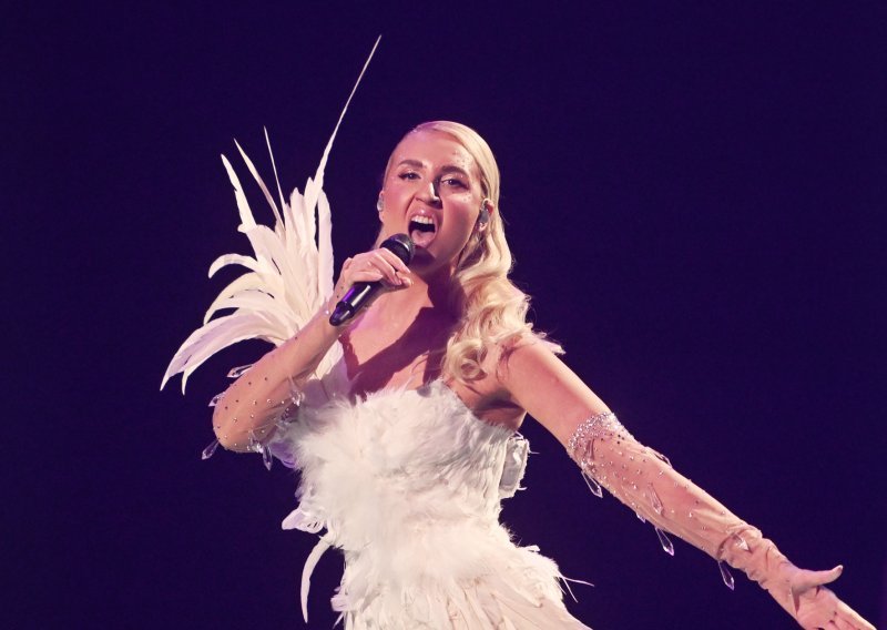 Ovaj kostim zapalio je društvene mreže: Podsjetio na najposebniju haljinu 21. stoljeća