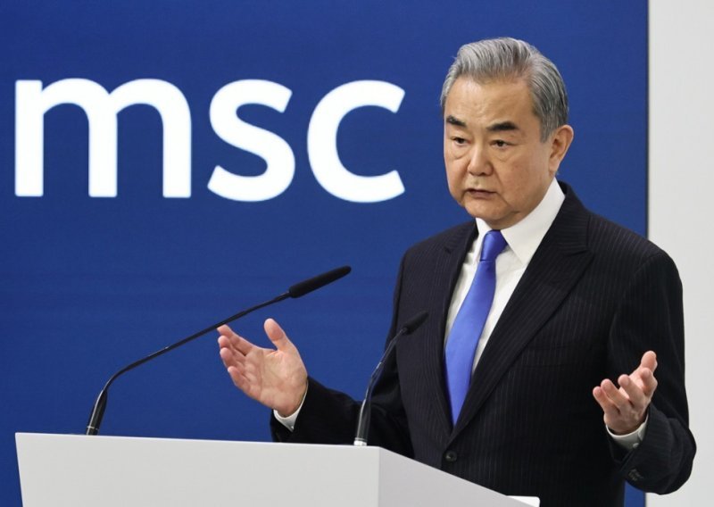 Kineski ministar pozvao SAD da ne bježi od Kine: 'Oduprite se refleksu'