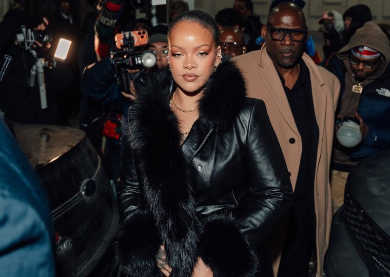 Od struka naviše glamur, a dolje... nitko nije očekivao ovaj modni detalj