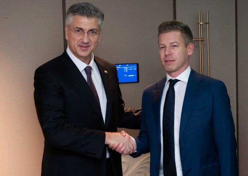 Plenković se u Münchenu susreo s Orbanovim izglednim nasljednikom, pazite o čemu su pričali