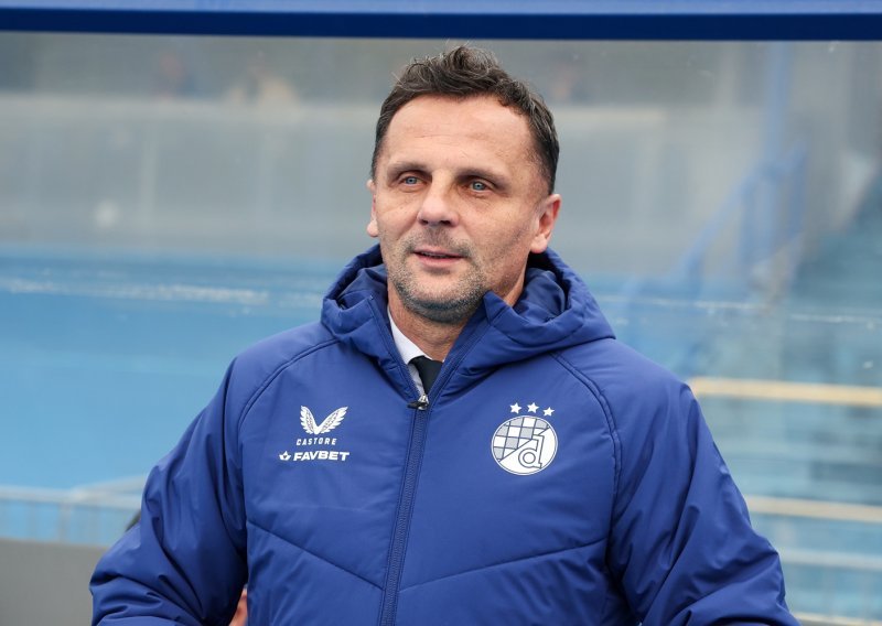 Dinamov trener jednom igraču obećao mjesto u momčadi, drugom čašćenje