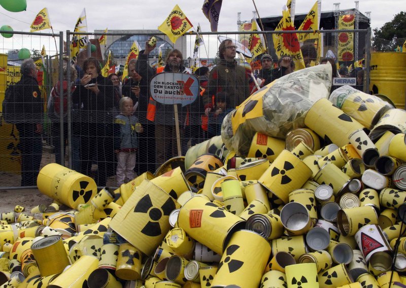Prosvjedi protiv nuklearnog otpada sve nasilniji