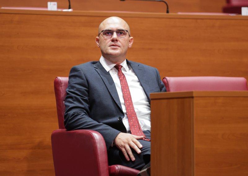 Procurila sramotna snimka Josipa Dabre dok pjeva o Paveliću kao vođi svih Hrvata: 'Samo za Milorada'