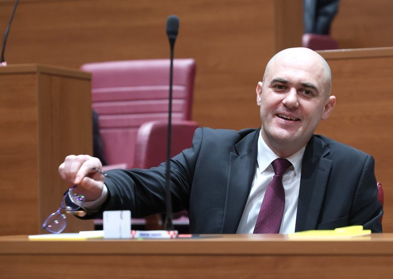 Josip Dabro o sramotnoj snimci: Na svom ću šoru pjevati što mi se pjeva