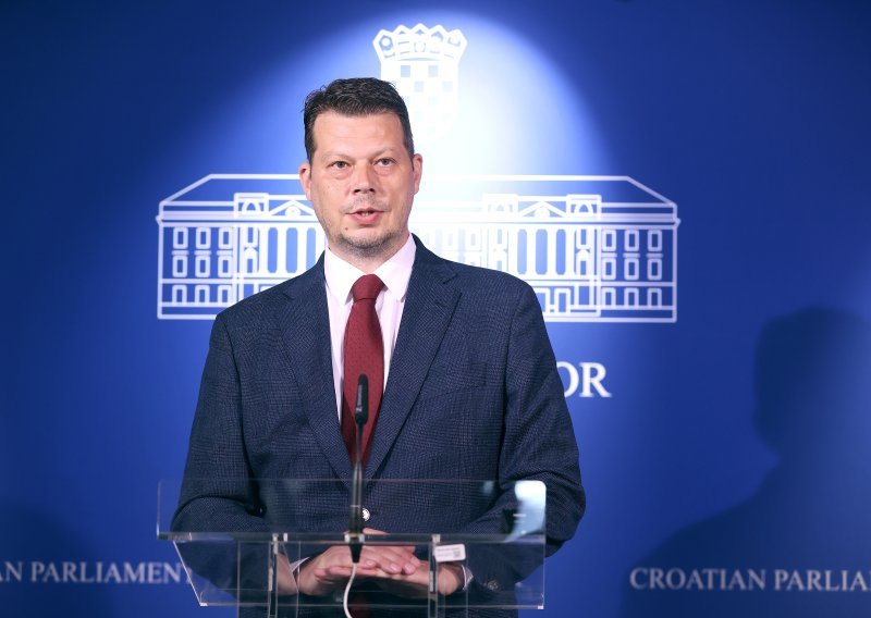 SDP: Isti skandalozni Dabro, a simptomatičan je 'probuđeni' Hrebak