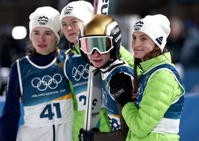 Nika Prevc plakala je nakon srebra, a reakcija na broncu govori sve