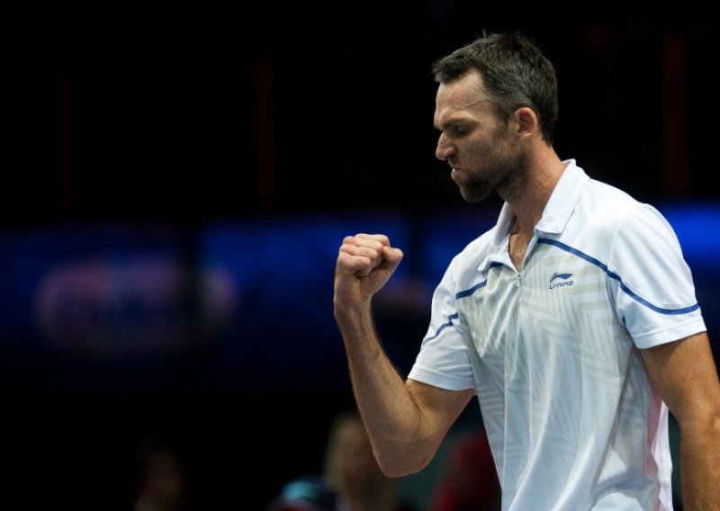 Karlovic wins tournament in Bogota