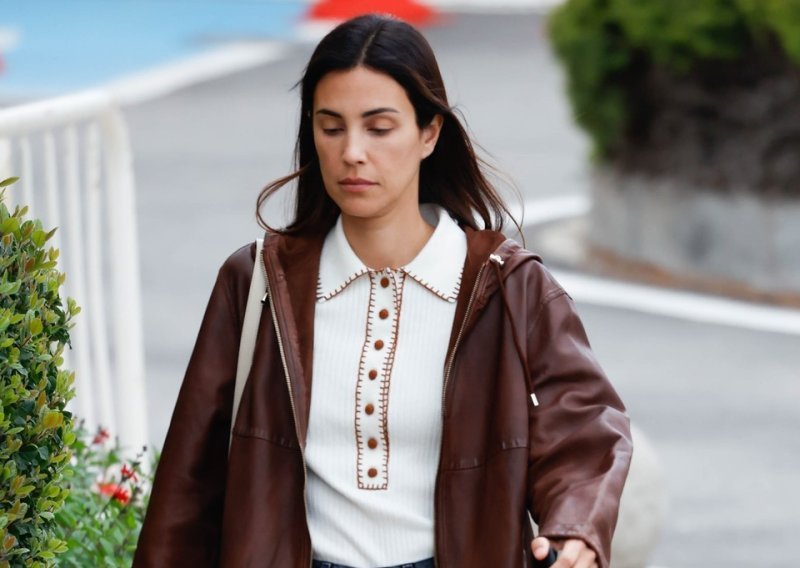 Sedamdesete opet vladaju: Ovo je najtraženija jakna, a nosi se uz traperice kakve smo nekad nosili