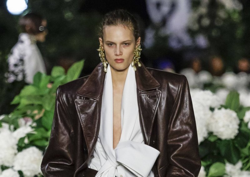 Proljeće još nije stiglo, a ova jakna je već najtraženija; nalazi se i na policama Zare