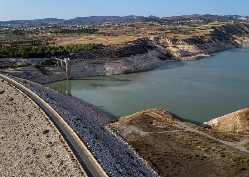 Strašna suša pogodila Cipar: 'Ovo se događa jednom u sto godina, vodu koristite samo dvije minute dnevno!'