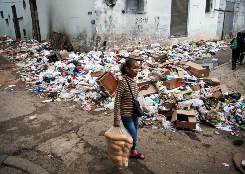 Kuba se guši u smradu: Smeće se nakuplja na ulicama, a za sve je kriv - SAD