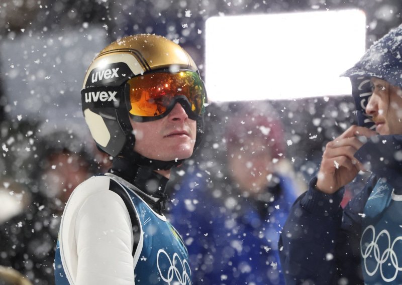 Odluka koja je razbjesnila navijače: Slovenci bez medalje, Prevc šokiran