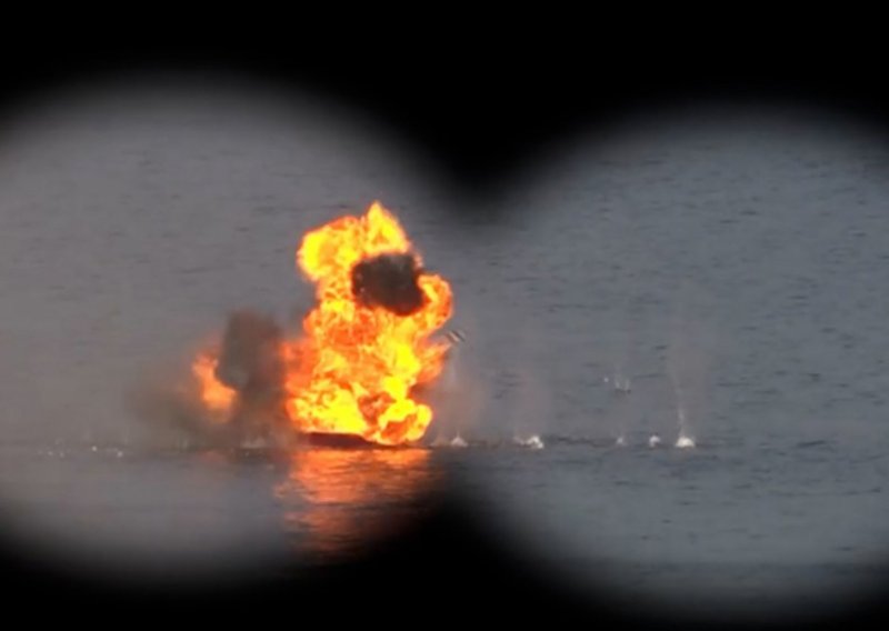 Trumpov ultimatum zbog Hormuškog tjesnaca, Iran uzvraća prijetnjom, Izrael udara 'u srcu Teherana'