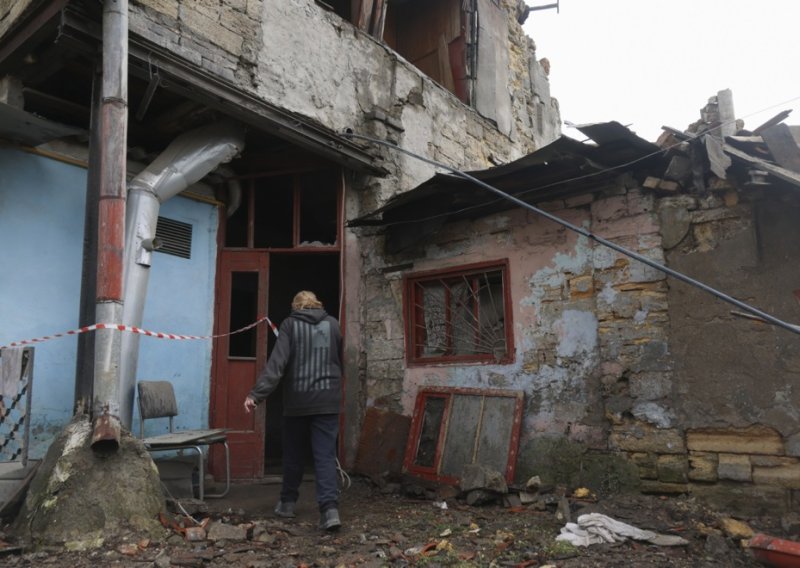 Rusija 'zasula' Ukrajinu dronovima uoči mirovnih pregovora u Ženevi