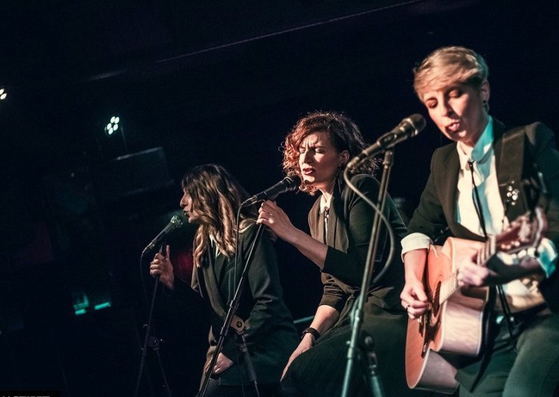 Meri Jaman, Anita Valo i Jelena Radan na ‘When Tomorrow Comes’ koncertu u Saxu