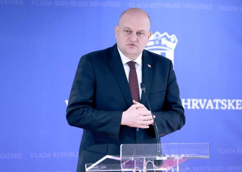 Šušnjar odgovorio mađarskom ministru Szijjartu, podsjetio ga i na poznatu TV seriju