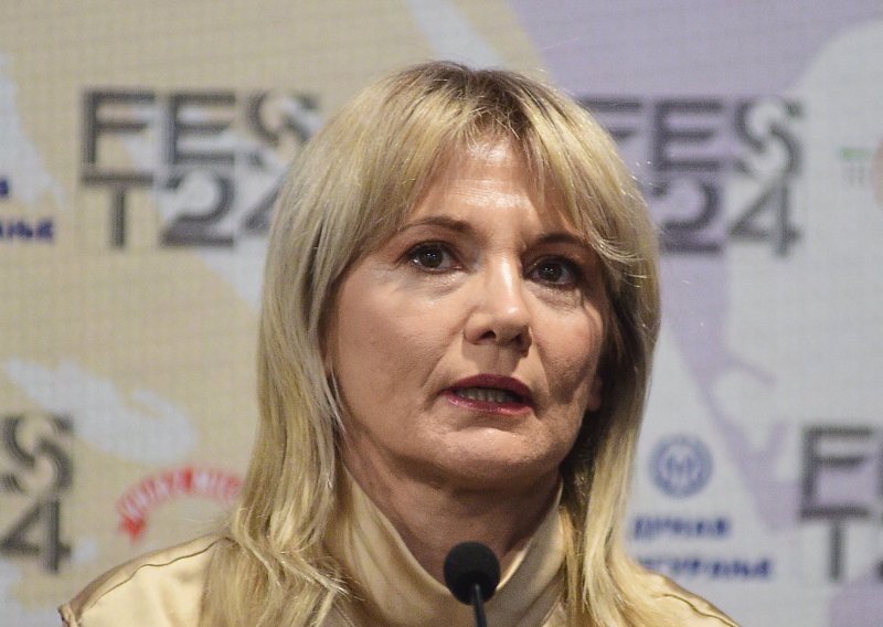 Barbara Nola se oprostila od voljene majke: 'Naš se svijet bez tebe bolno smanjio'