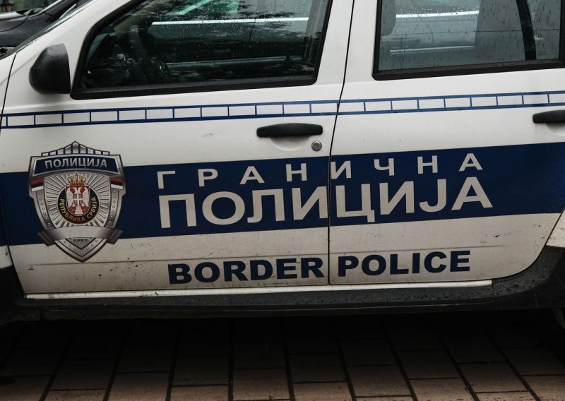 S krivotvorenim hrvatskim dokumentima pokušao iznijeti 5 milijuna dinara iz Srbije