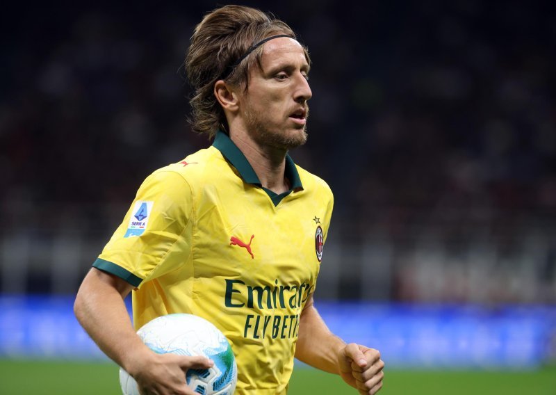 Kiks koji može koštati naslova: Evo što je portal blizak Milanu napisao o Modrićevoj igri