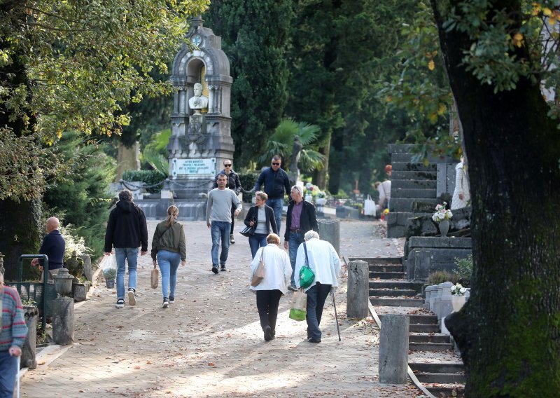 Riječki grobari stvorili listu čekanja za pokope: Skoro svi su na bolovanju
