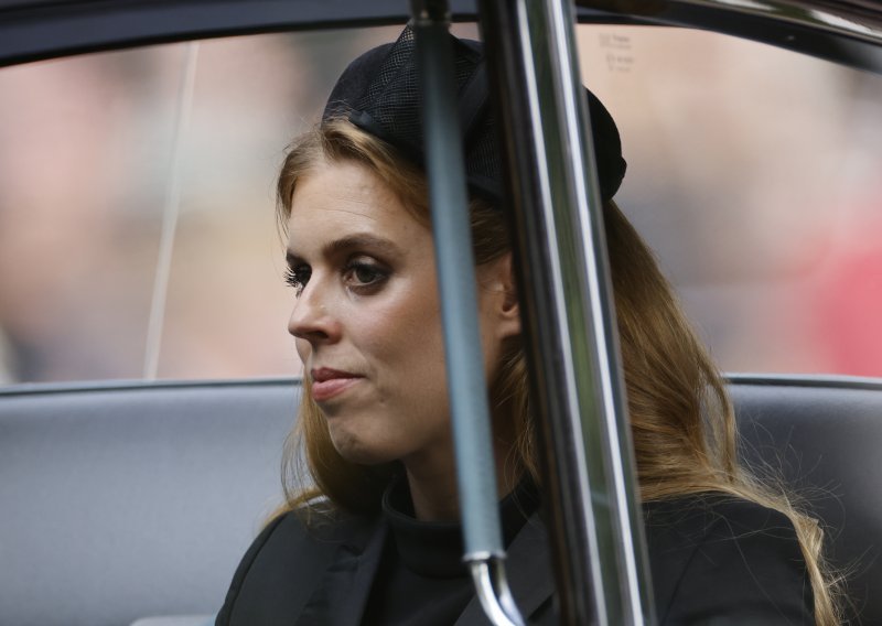 Odakle joj novac? Dok je radila za 'siću', princeza Beatrice na putovanja je trošila sulude iznose