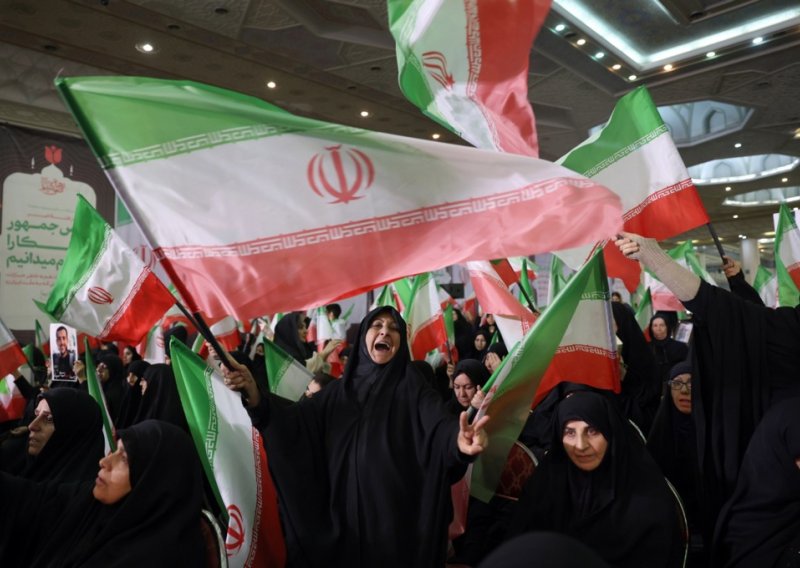 Srbija poslala apel svojim građanima: 'Što prije napustite Iran!'